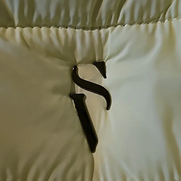 Backpack - Picture 6 of 6